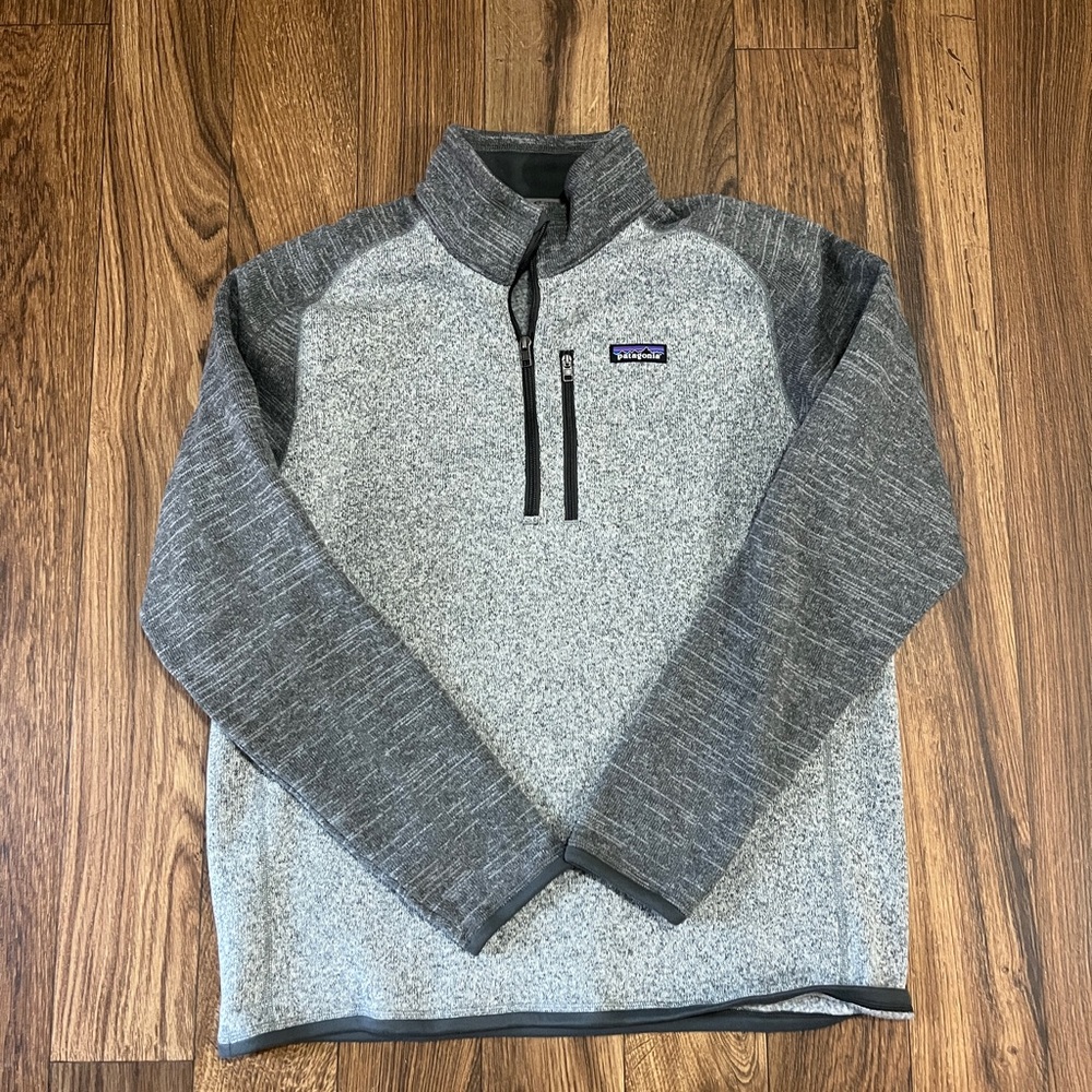 Patagonia 1/4 Zip in Heather gray